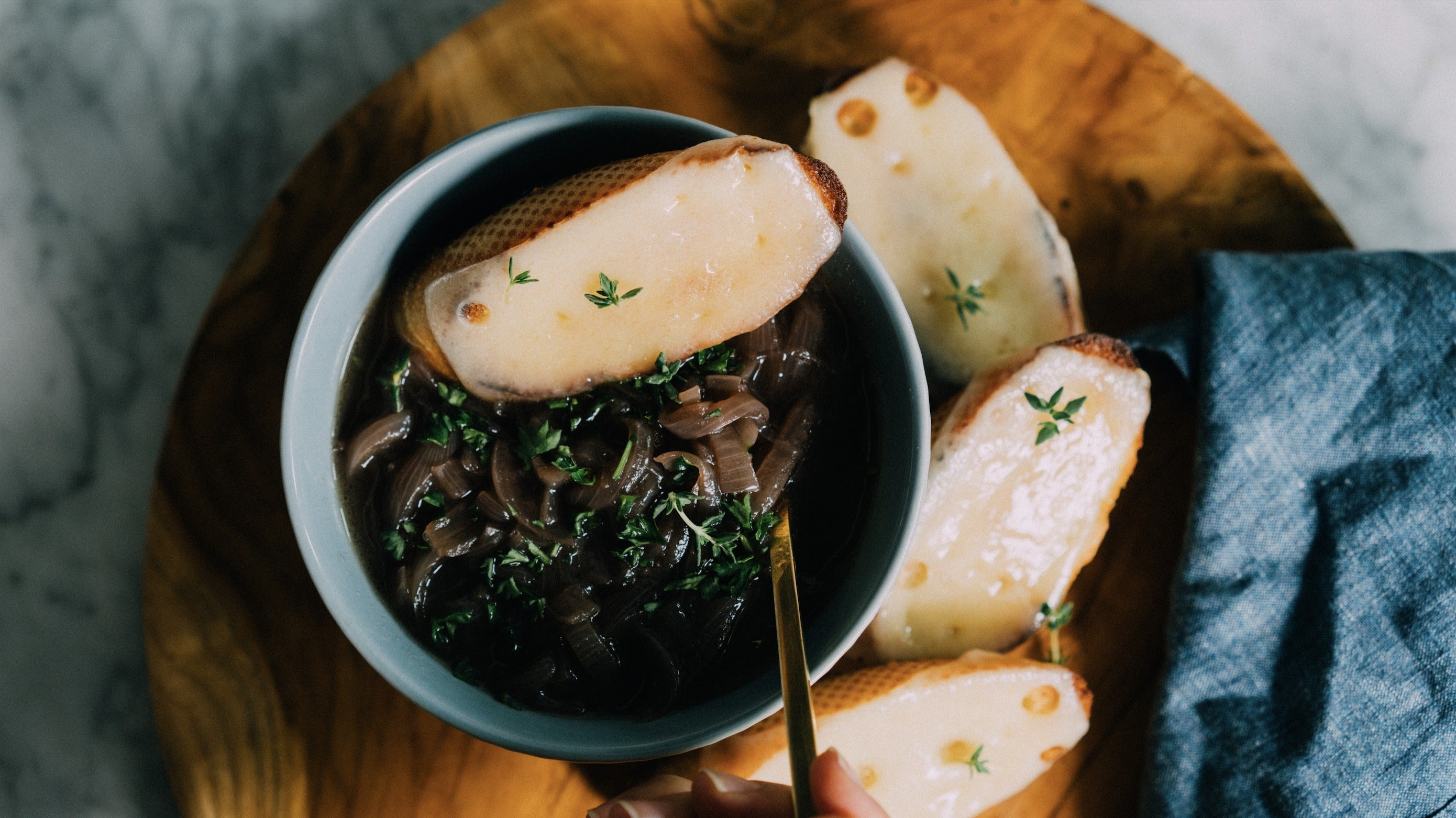 Instant Pot French Onion Bone Broth Soup